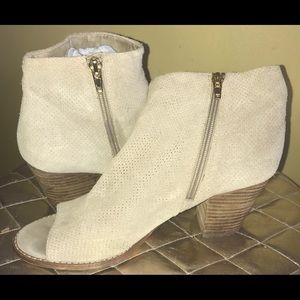 🌟Crown Vintage Booties